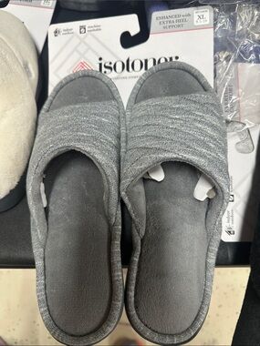 Isotoner Signature Isotoner Space Knit Andrea Sli Ash 9.5-10 xl